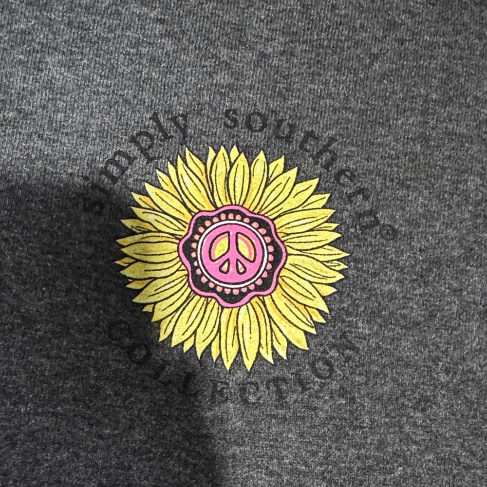 Simply Southern  Gray 'Happy Mama' Tee - Picture 5 of 6